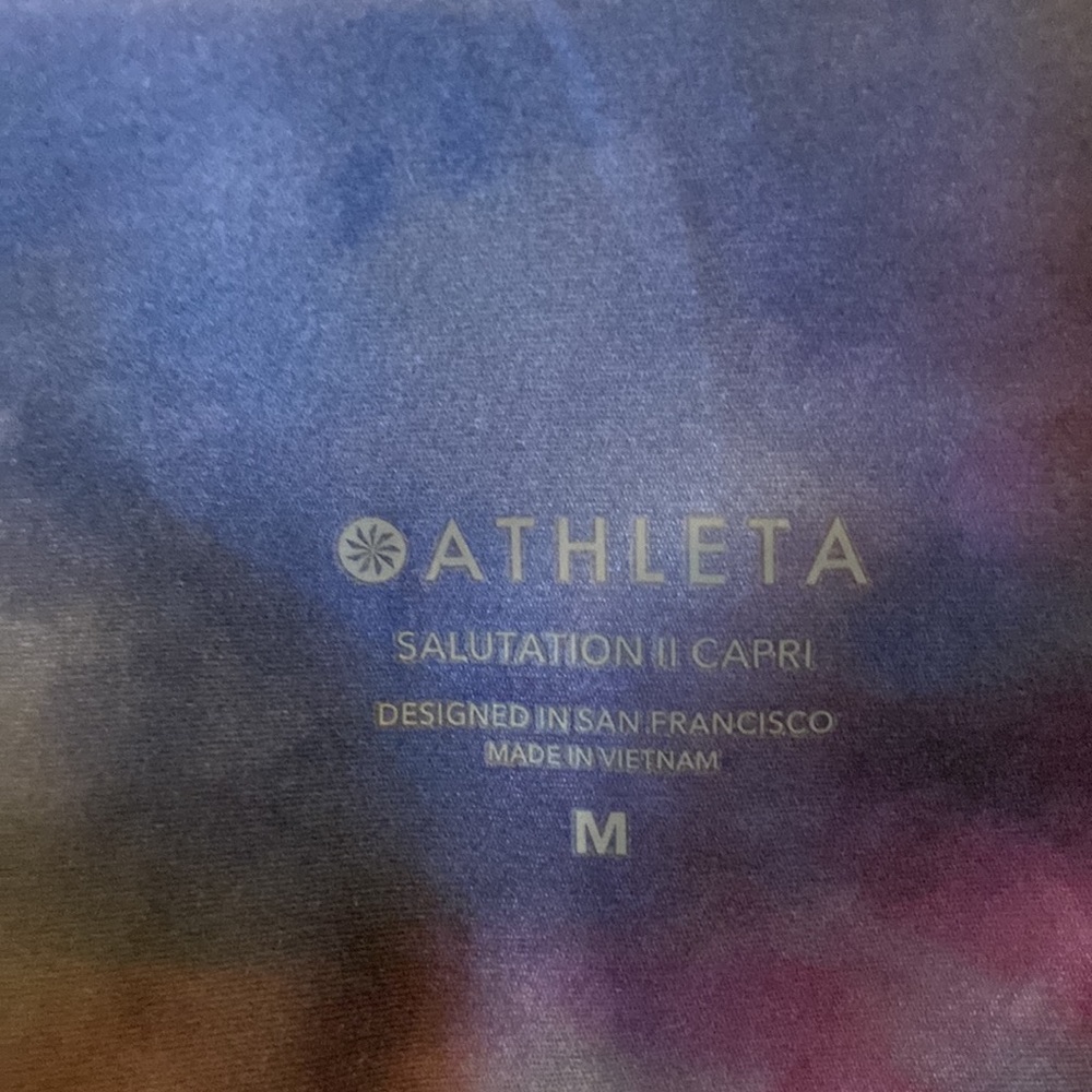 Athleta supernova salutation capri II set- crop top support bra psychedelic M - Picture 6 of 7